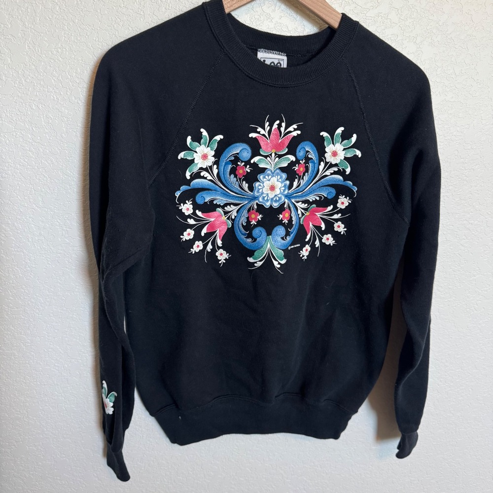 Vintage 90s Cottagecore Lee Floral Graphic Sweatshirt Medium Black